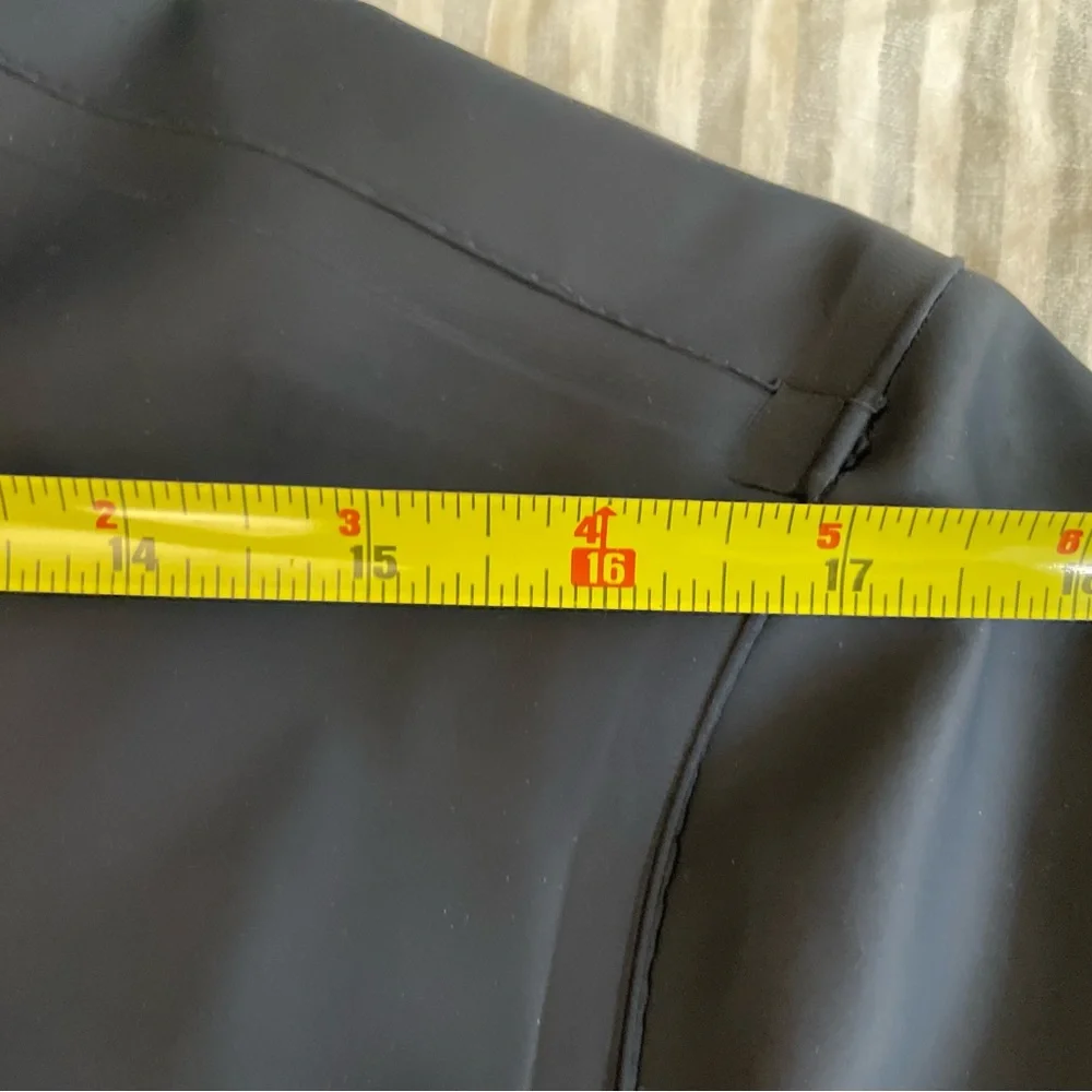 Stutterheim Stockholm Men's Navy raincoat - Picture 5 of 11